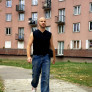 Denis Darzacq, série Les Marcheurs : Athmane Airouche, Bobigny, centre ville