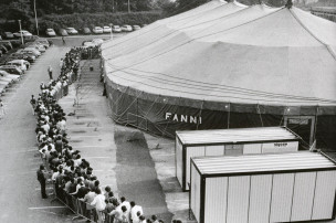Patrick Zachmann, sous-préfecture de Bobigny, 1981