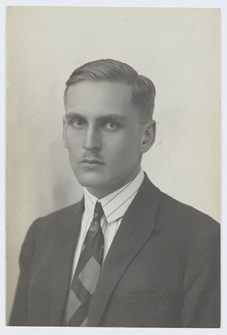 Portrait en buste de Léo Stenbock-Fermor