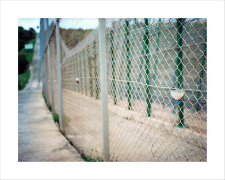 Laetitia Tura, Je suis pas mort, je suis là (titre de la série) : La valla I – abreuvoirs. Aguadú, Melilla, Espagne, 2008