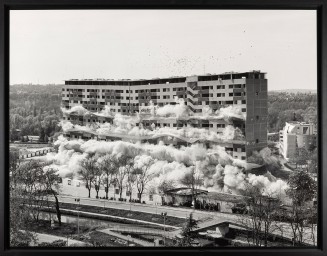 Photo de la série Le Grand Ensemble - Les Implosions de Mathieu Pernot
