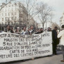 Bruno Serralongue, Manifestations du collectif de sans-papiers de la Maison des Ensembles, 2001-2003 © Musée national de l'histoire et des cultures de l'immigration