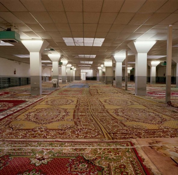 Mosquée Adda'wa, Centre socio-culturel de la rue de Tanger, Paris 19e, 2003, Patrick Zachmann